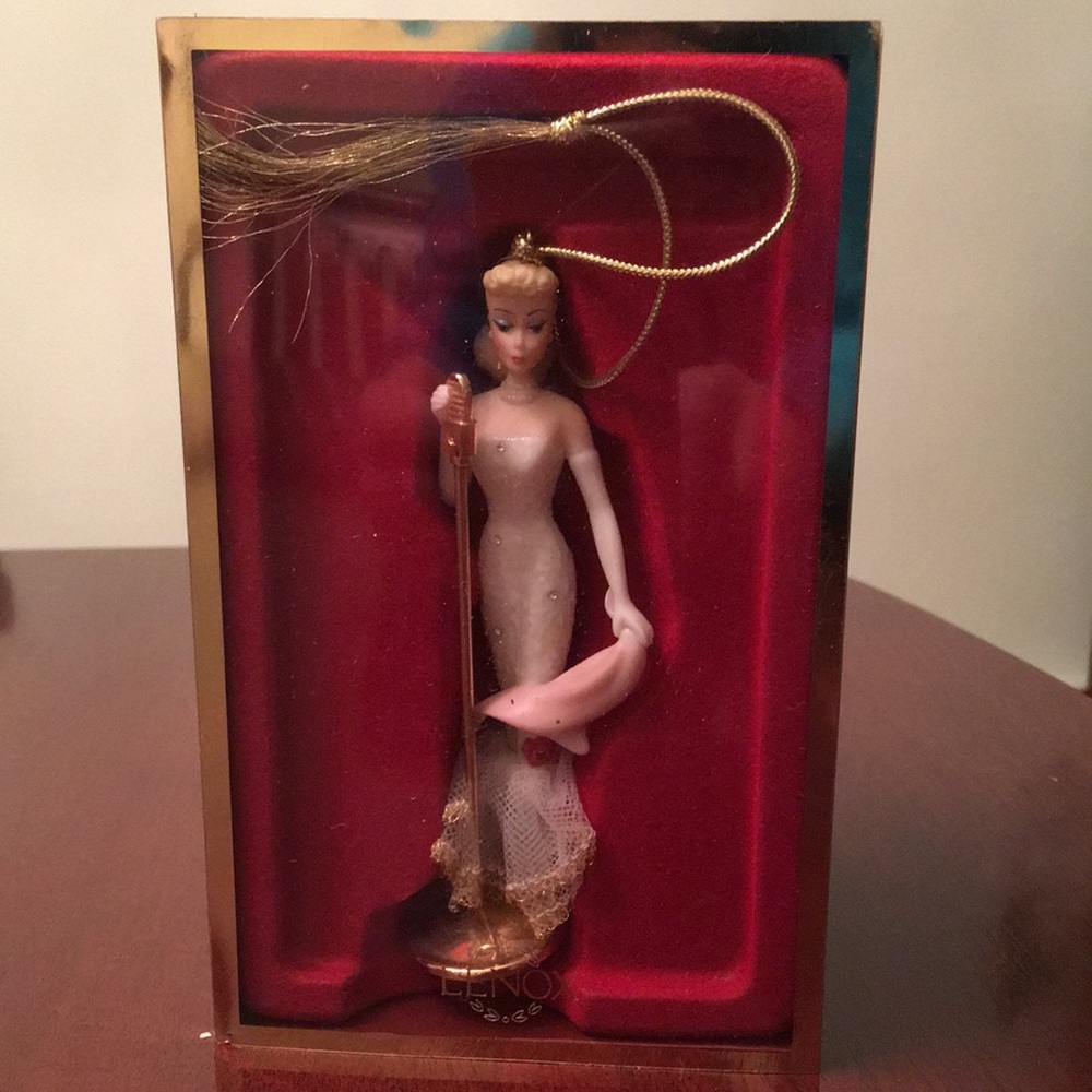 NWT Lenox Solo in the Spotlight Barbie 2004 Christmas Ornament